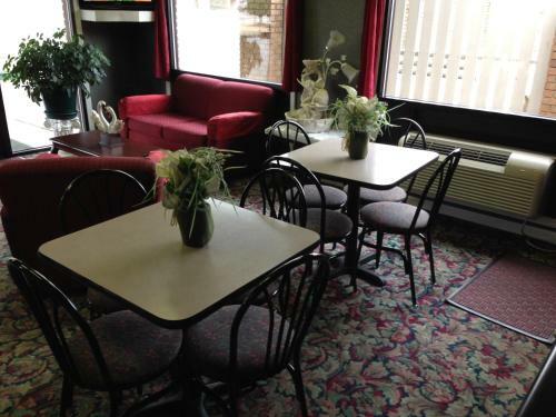 Motel University Inn