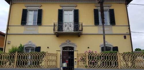 Villa Liberty Il Lauro Bed And Breakfast