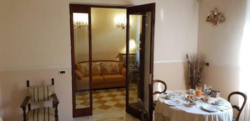 Villa Liberty Il Lauro Bed And Breakfast
