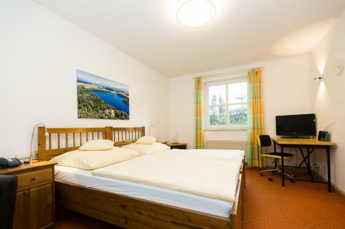 Hostal G�stehaus Schloss Abtsee