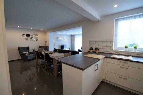 Luxus Haus 200qm 15min. K�ln/messe