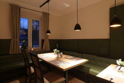 Hotel & Gutsgasthaus K�berle