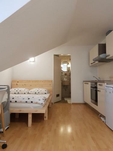 Apartamento Sonnige Dach Fereinzimmer