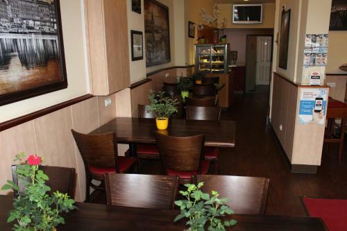 Altan Hotel
