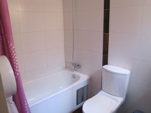 Hostal Residencial La Casa De Millan