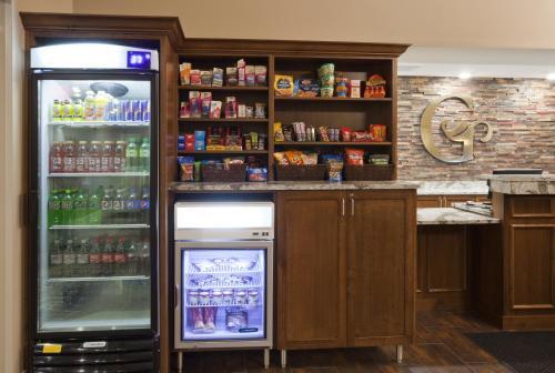 Grandstay Hotel & Suites - Morris