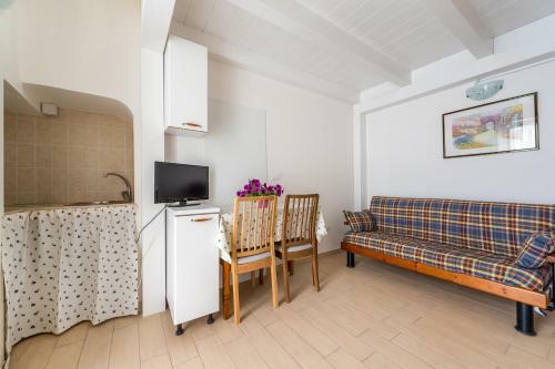 Hostal La Vite Bianca - Short Lets, Locazione Turistica