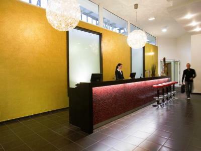 Sleepinroomz Boutique Hotel