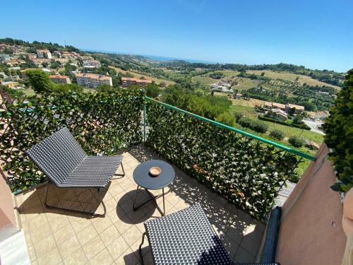 Hostal Red House Accomodation Potenza Picena