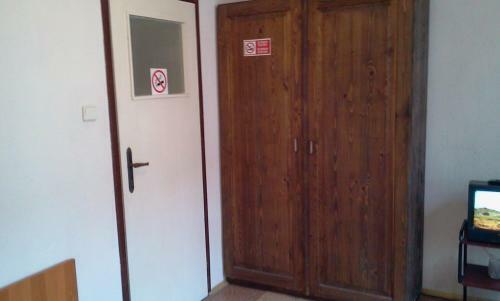 Hostal Sportna 17 Guest Rooms
