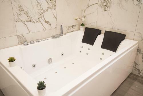 Bed & Breakfast La Dolce Vita Rooms