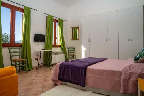Hostal Nora Guesthouse Rooms And Villas