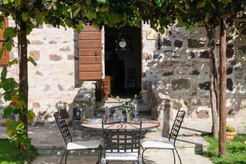 Girasole Cottage Overlooking The Orcia Valley In Tuscany