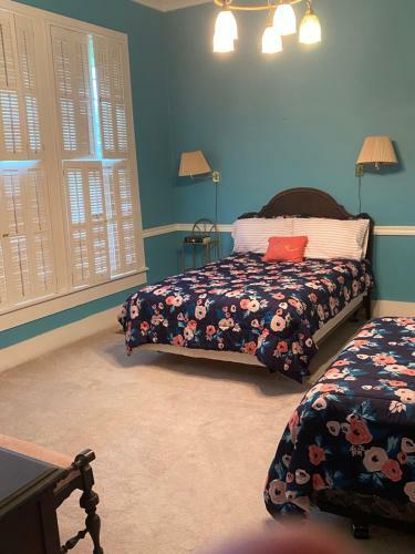 Mimi's Elegant Country Home