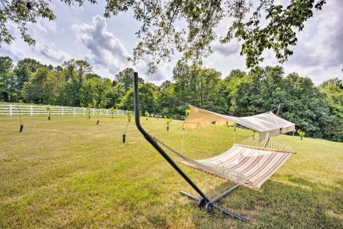 Apartamento Sunrise Suite On Farm With Pool, 9 Mi To Hermann!