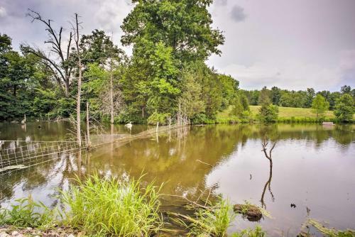 Apartamento Sunrise Suite On Farm With Pool, 9 Mi To Hermann!