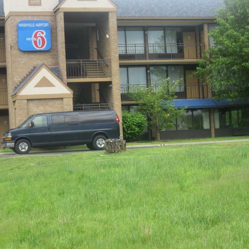 Motel 6 Nashville Airport