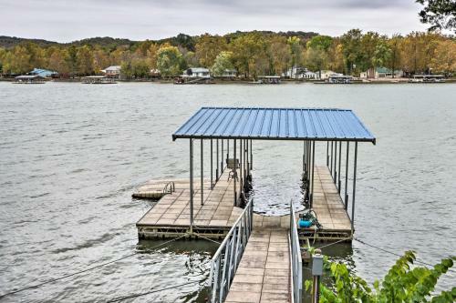 Lakefront Camdenton Home With Fire Pit And Grill!