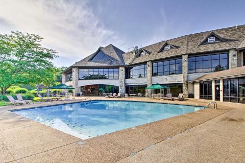 Branson West Retreat 2 Suites With Ideal Location!