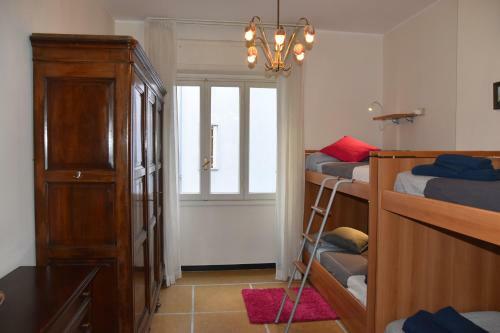 Spacious Luxury Apartment In Rapallo Center
