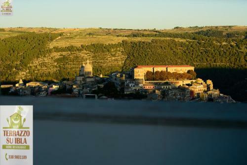 Hostal Terrazzo Su Ibla