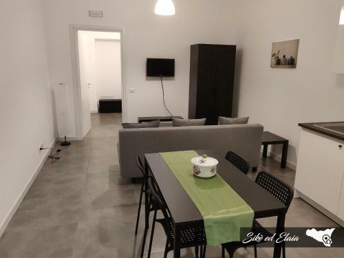 Apartamento Sik� Ed Elaia