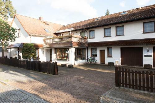 Hostal Pension Heinrich Heine