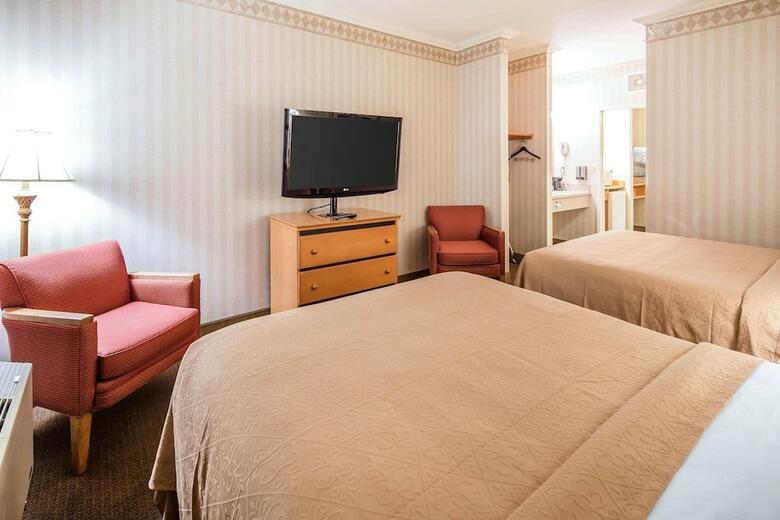 Hotel Quality Suites Historic Downtown