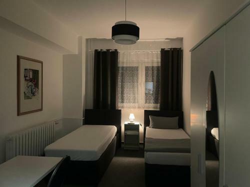Hostal Pension - A2 Rothensee / Magdeburg