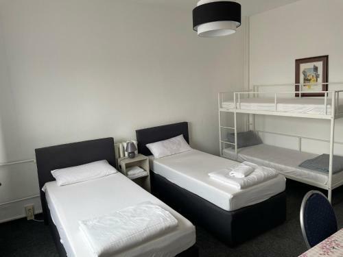 Hostal Pension - A2 Rothensee / Magdeburg