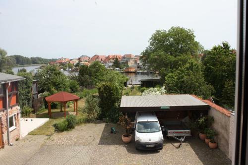Apartamento Ferienwohnungen Wassergrundst�ck Malchow