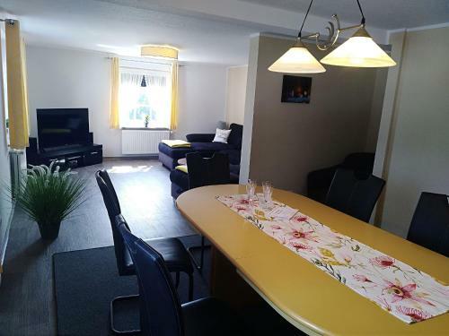 Apartamento Ferienwohnung Zum Tannenwirt