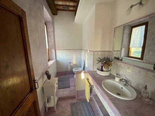 Traditional Holiday Home In Recanati With A Private Pool