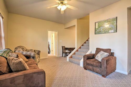 Lakefront Home On Table Rock With Fire Pit And Grill!