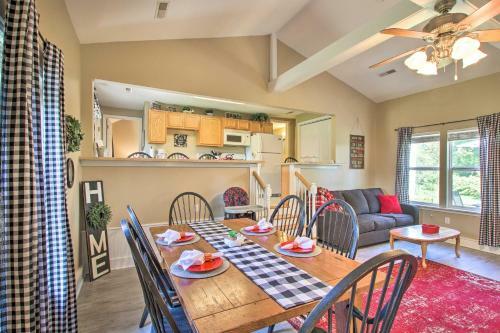 Turtle Rock - Ironton Cabin With Furnished Patio!