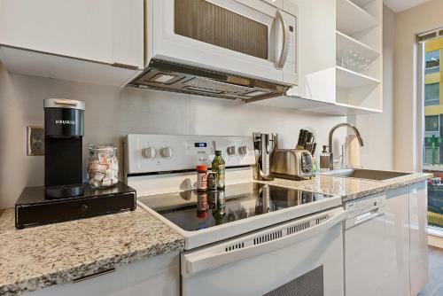 Crossroads Art District Upscale Stay With Free Parking 344