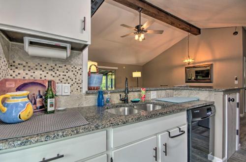 Osage Beach Resort Home Deck And Gas Fire Pit!