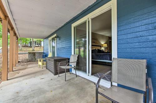 Osage Beach Resort Home Deck And Gas Fire Pit!