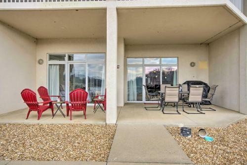 Apartamento Updated Lakefront Condo And Patio And Pool Access