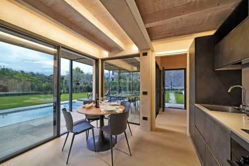 Pelac� 1931 Small Villa With Minipool