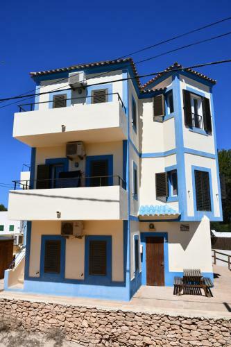 Apartamentos Cas Xurrac