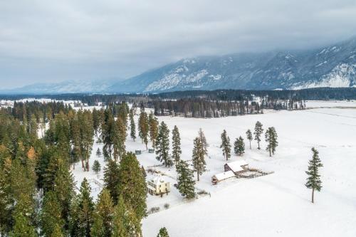 Columbia Falls Ranch Living