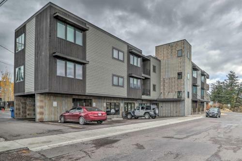 Apartamento Sleek Columbia Falls Condo Centrally Located