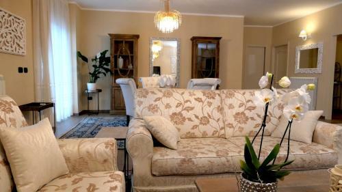 Erania Rooms & Apartments