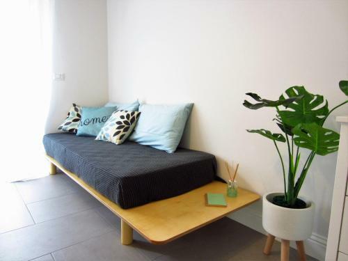 New & Modern Apartment On The Sea