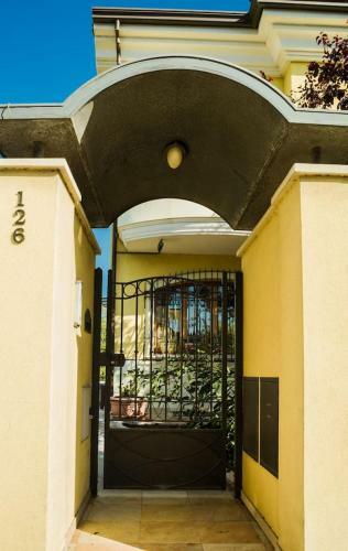 Villa Con Piscina A Rimini