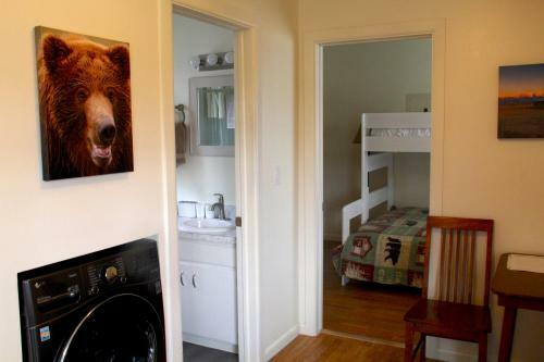 Yellowstone Treasure Guest House