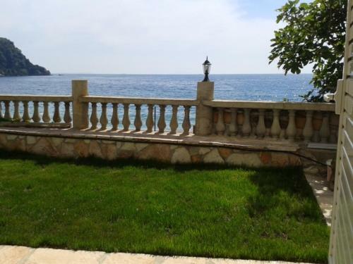 Hostal Magic Ionian Apartments & Rooms