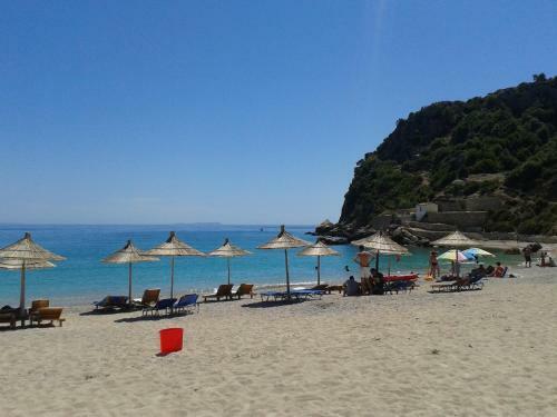 Hostal Magic Ionian Apartments & Rooms