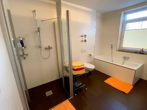 Apartamento Moderne Helle Wohnung (120 Qm) Mit Gro�em Garten